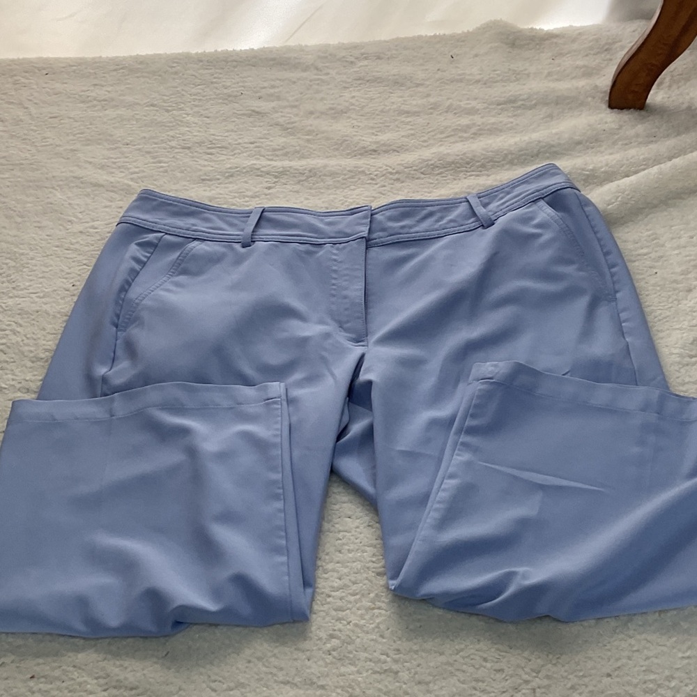 Pebble Beach Light Blue Capris